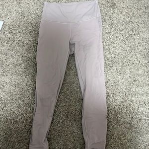 Lululemon Wunder Under 25”